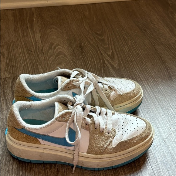 Nike Sneakers in White and Tan with Blue Accents - Picture 1 of 3